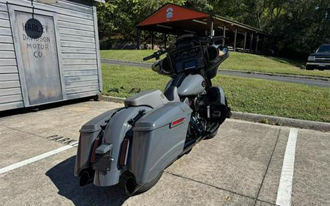 2018 Harley-Davidson CVO Street Glide