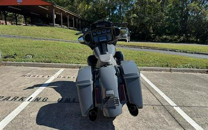 2018 Harley-Davidson CVO Street Glide