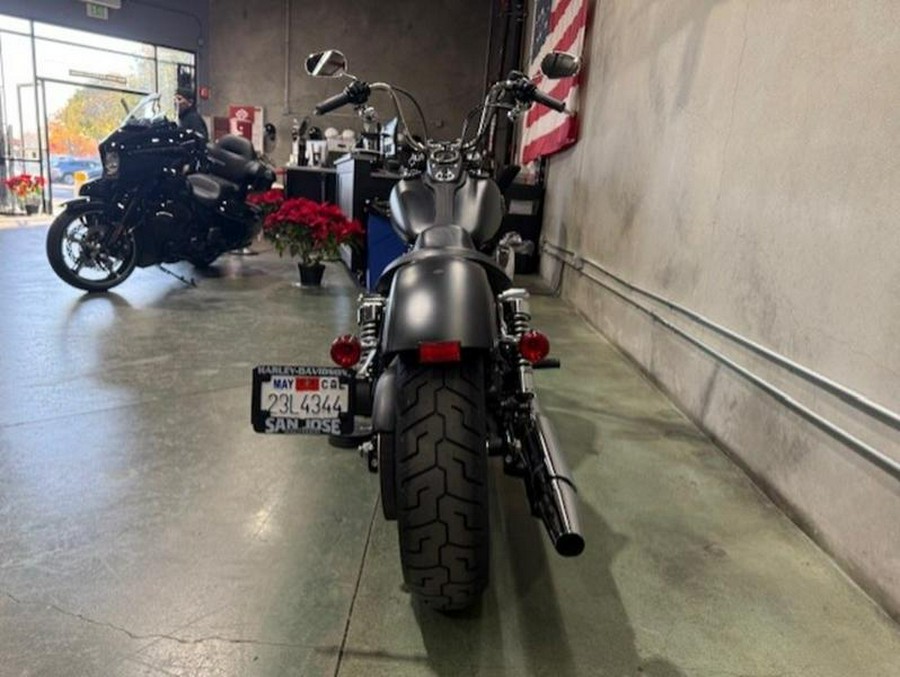 2017 Harley-Davidson® FXDB - Street Bob®