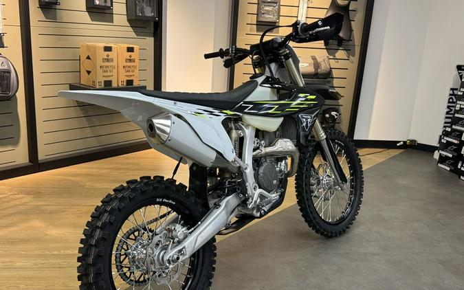 2026 Triumph TF 450-C Jet black/ Pure white