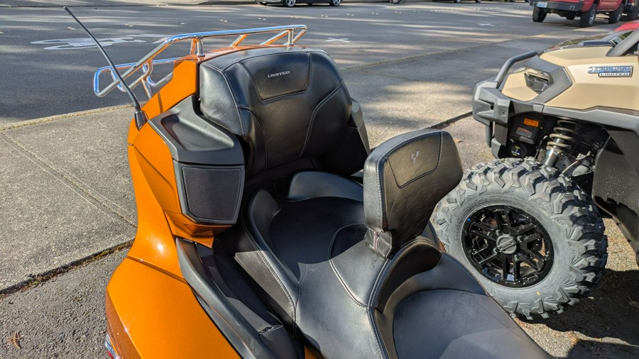 2014 Can-Am Spyder® RT-S SM6