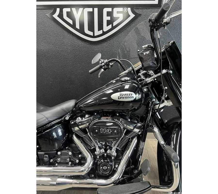 2021 Harley-Davidson® FLHCS - Heritage Classic 114