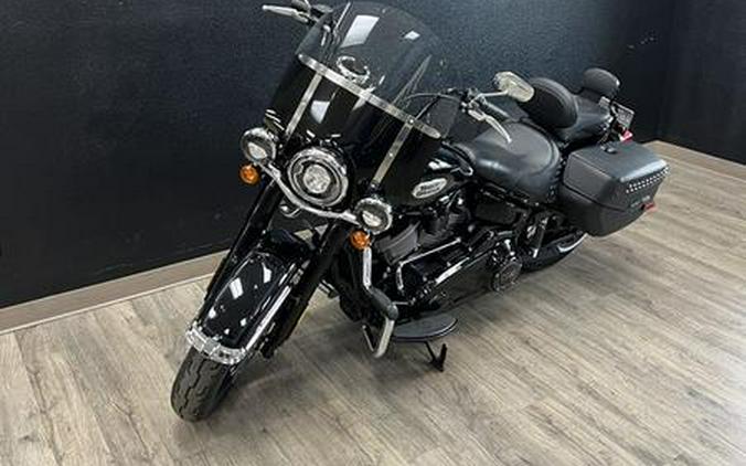 2021 Harley-Davidson® FLHCS - Heritage Classic 114