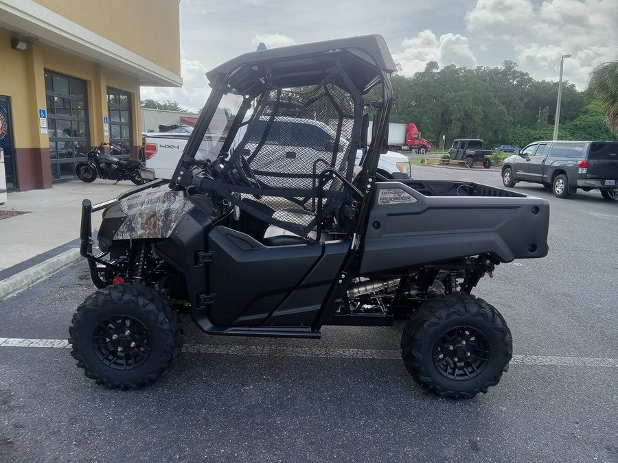 2025 Honda® Pioneer 700 Forest