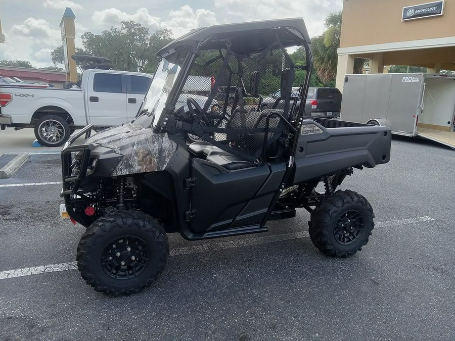 2025 Honda® Pioneer 700 Forest