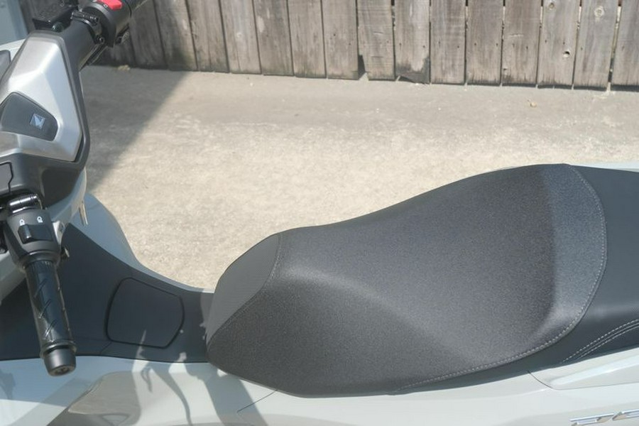 New 2025 HONDA PCX