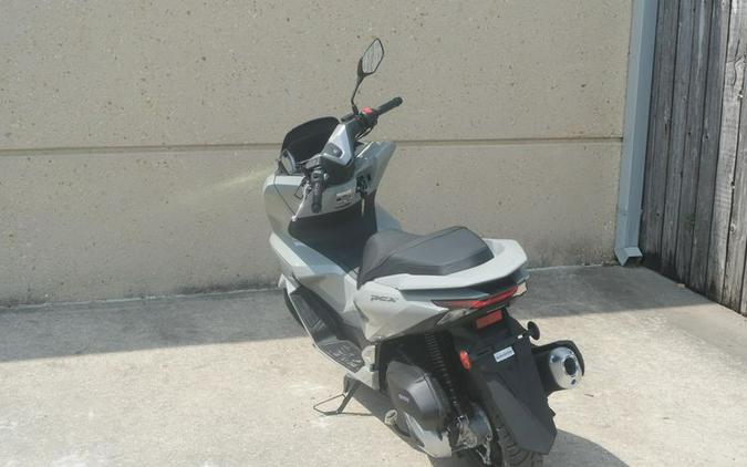New 2025 HONDA PCX