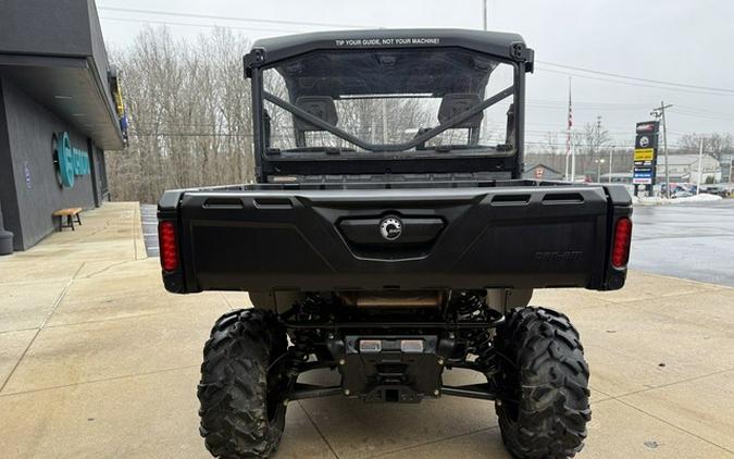 2024 Can-Am Defender XT HD10