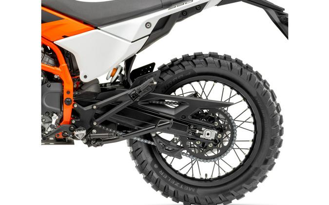 2025 KTM 390 Enduro R
