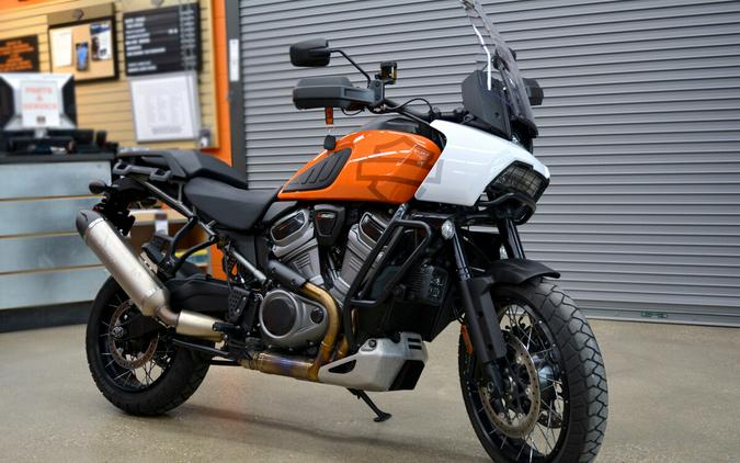 2021 Harley-Davidson® Pan America™ 1250 Special Baja Orange/Stonewashed White Pearl