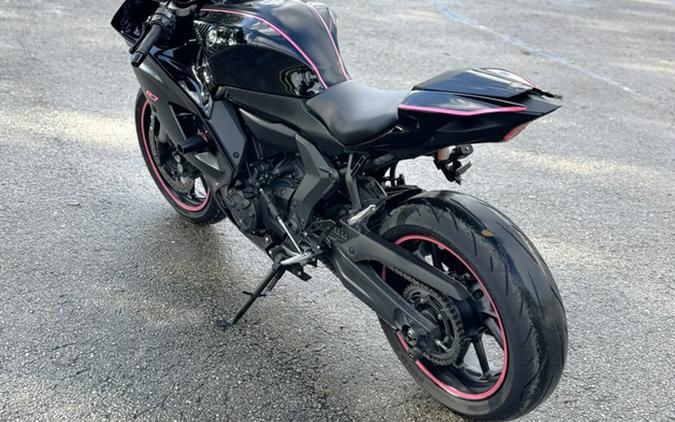 2025 Yamaha YZF R7