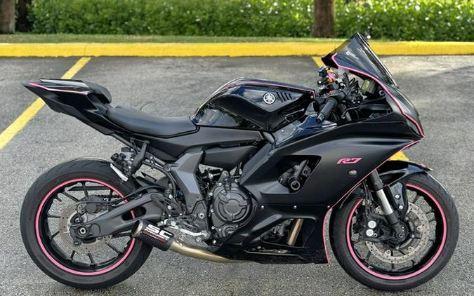 2025 Yamaha YZF R7