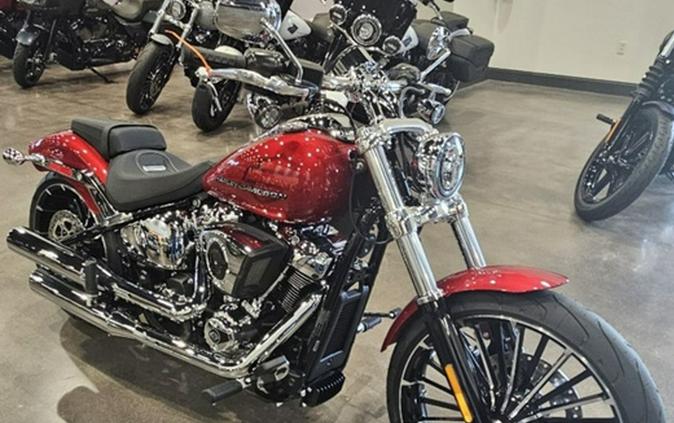 2025 Harley-Davidson Softail FXBR - Breakout