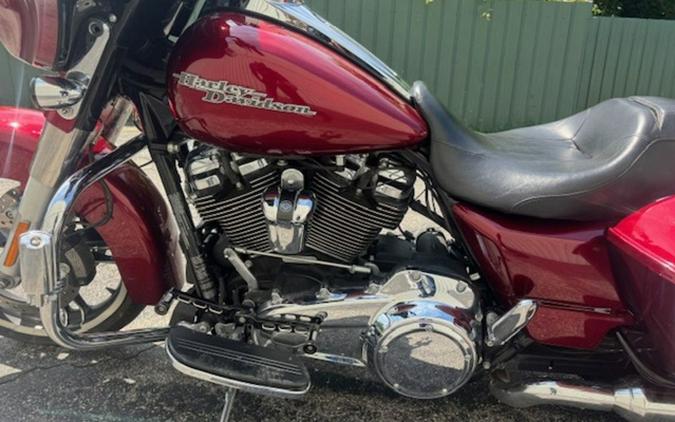 2017 Harley-Davidson FLHXS - Street Glide Special