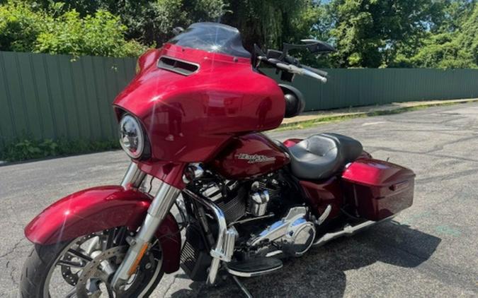2017 Harley-Davidson FLHXS - Street Glide Special