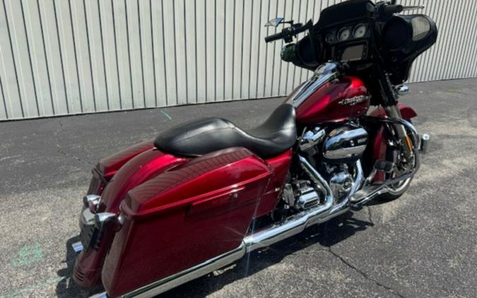 2017 Harley-Davidson FLHXS - Street Glide Special