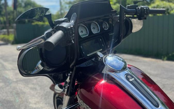 2017 Harley-Davidson FLHXS - Street Glide Special