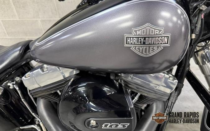 2016 Harley-Davidson® FLS - Softail Slim®