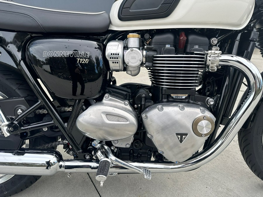 2024 TRIUMPH BONNEVILLE T120