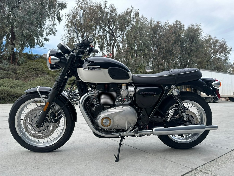 2024 TRIUMPH BONNEVILLE T120