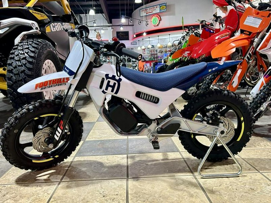 2024 Husqvarna® EE 2