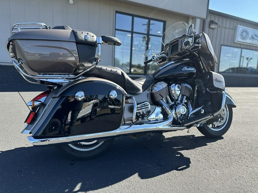2018 Indian Motorcycle® Roadmaster® ABS Polish.Bronze Over Thund.Black w/Silver Pinst.