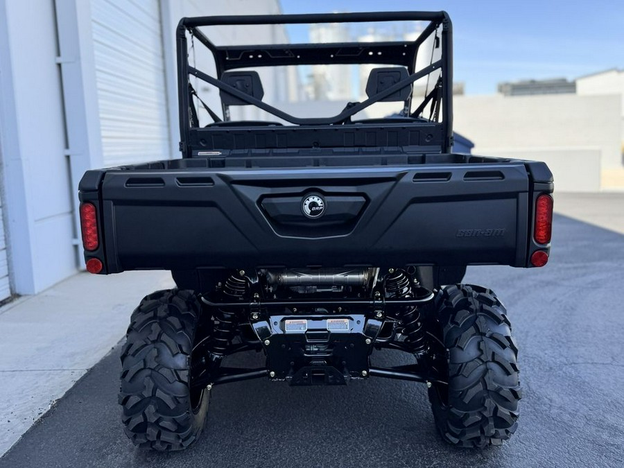 2025 Can-Am® Defender DPS HD10 Compass Green