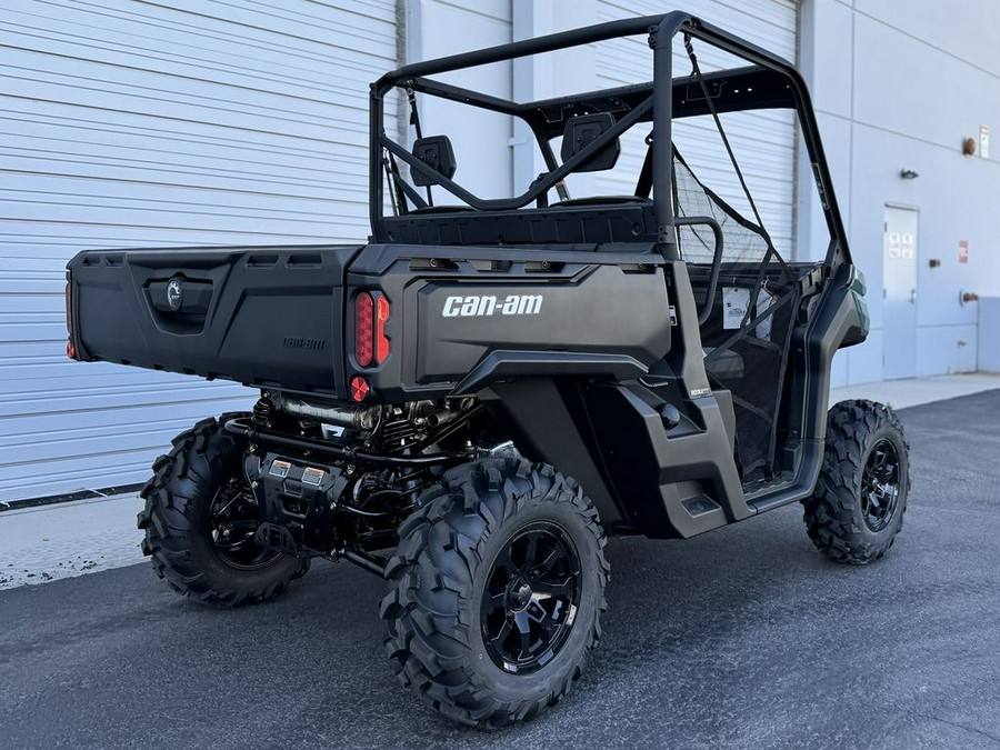 2025 Can-Am® Defender DPS HD10 Compass Green