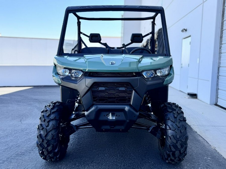 2025 Can-Am® Defender DPS HD10 Compass Green