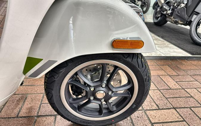 2025 Vespa GTS 310