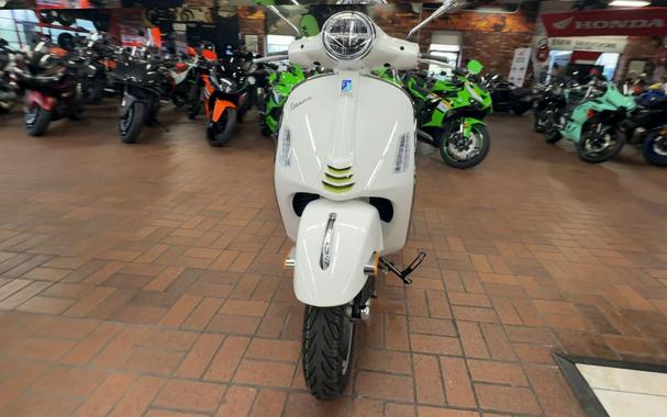 2025 Vespa GTS 310