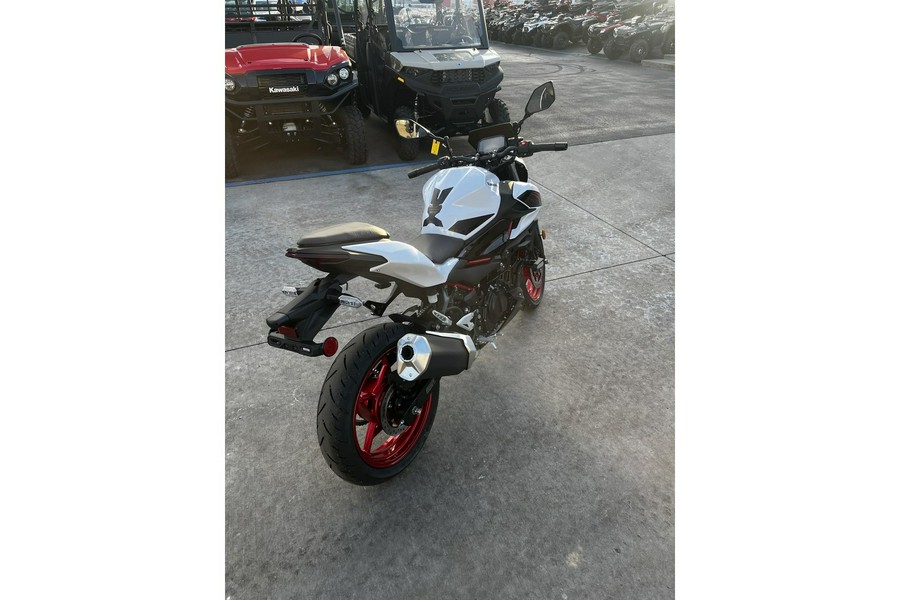 2026 Kawasaki Z500 SE ABS