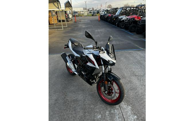 2026 Kawasaki Z500 SE ABS