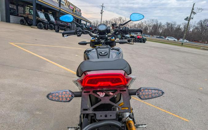 2023 Indian Motorcycle® FTR R Carbon Carbon Fiber