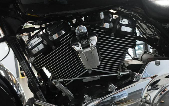 2017 Harley-Davidson Street Glide FLHX