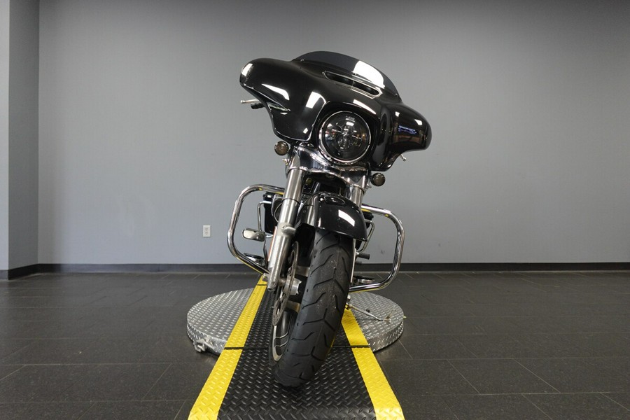 2017 Harley-Davidson Street Glide FLHX