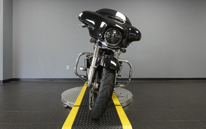 2017 Harley-Davidson Street Glide FLHX