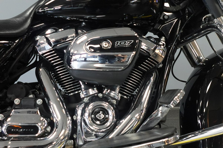 2017 Harley-Davidson Street Glide FLHX