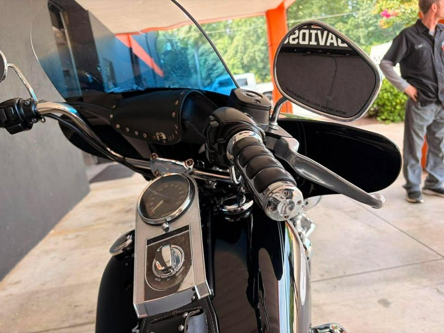 FLSTC 2004 Heritage Softail® Classic