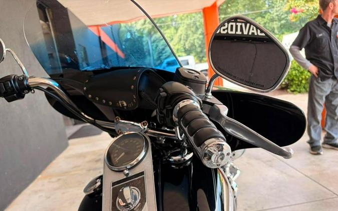 FLSTC 2004 Heritage Softail® Classic