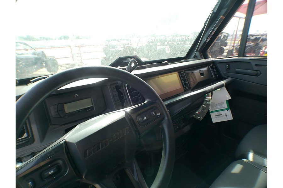 2026 Can-Am SSV DEF LTD 65 HD11