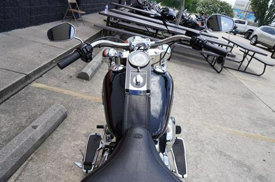 2016 Harley-Davidson Softail® Deluxe
