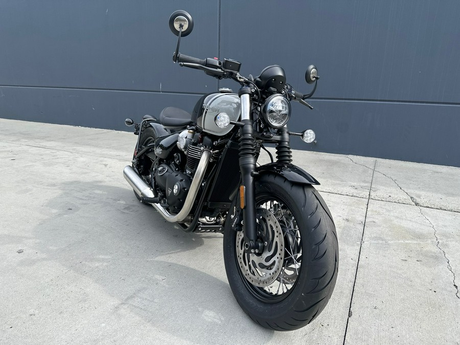 2024 TRIUMPH BONNEVILLE BOBBER