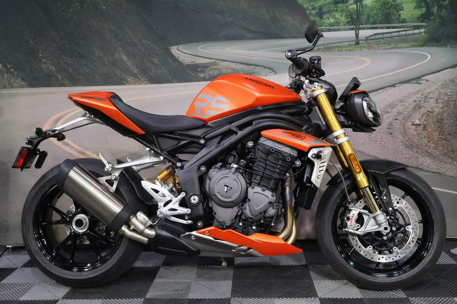 2023 Triumph Speed Triple 1200 RS Matte Baja Orange