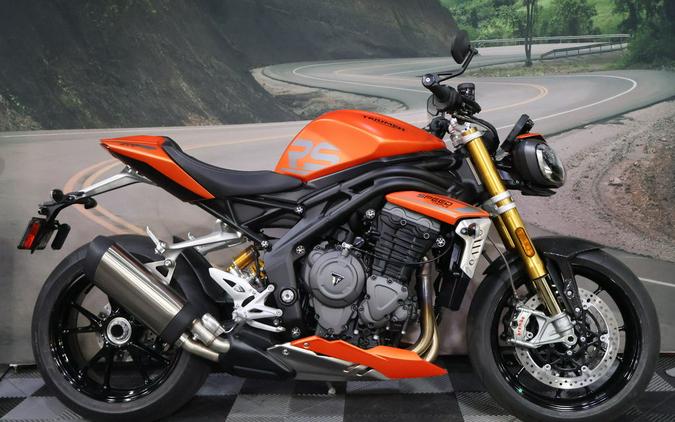 2023 Triumph Speed Triple 1200 RS Matte Baja Orange