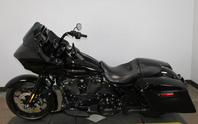 Harley-Davidson Road Glide Special 2020 FLTRXS 620122B BLACK