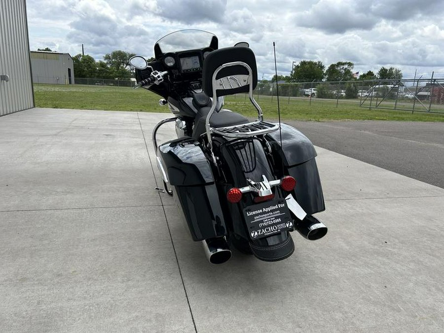 2021 Indian Motorcycle® Chieftain® Limited Thunder Black Pearl