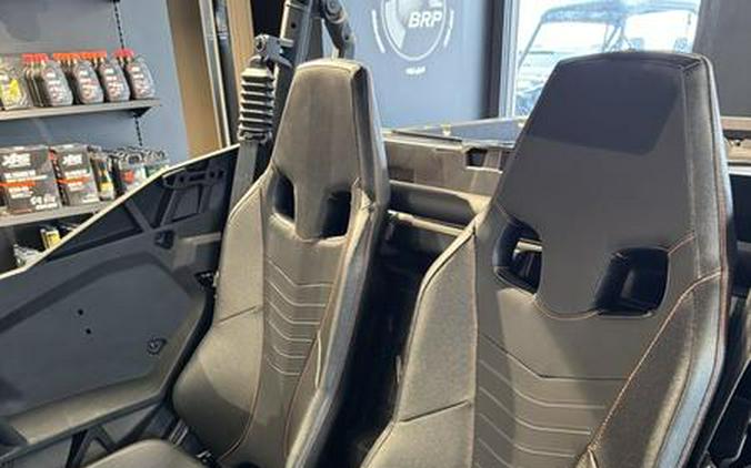 2025 Can-Am® Commander XT-P 1000R