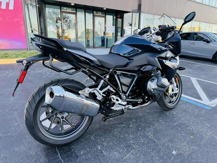 2022 BMW R 1250 RS Imperial Blue Metallic