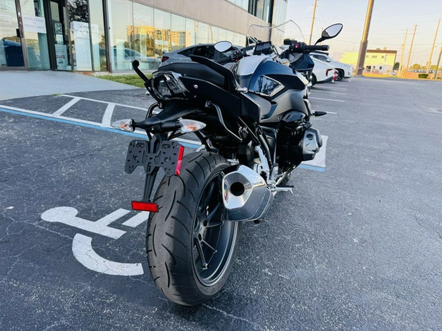 2022 BMW R 1250 RS Imperial Blue Metallic